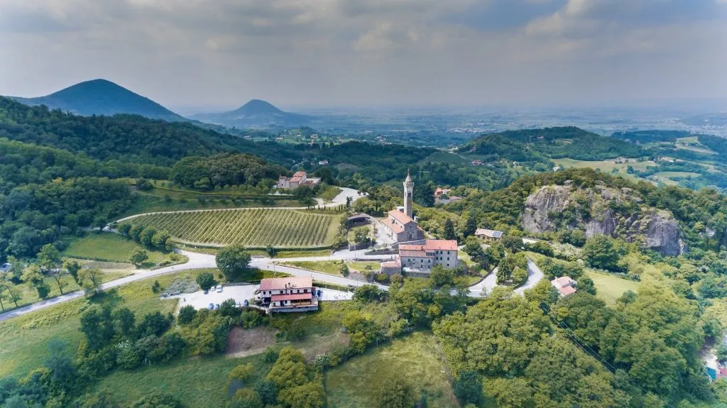 Foto dal sito di Storica Trattoria alla Chiesa