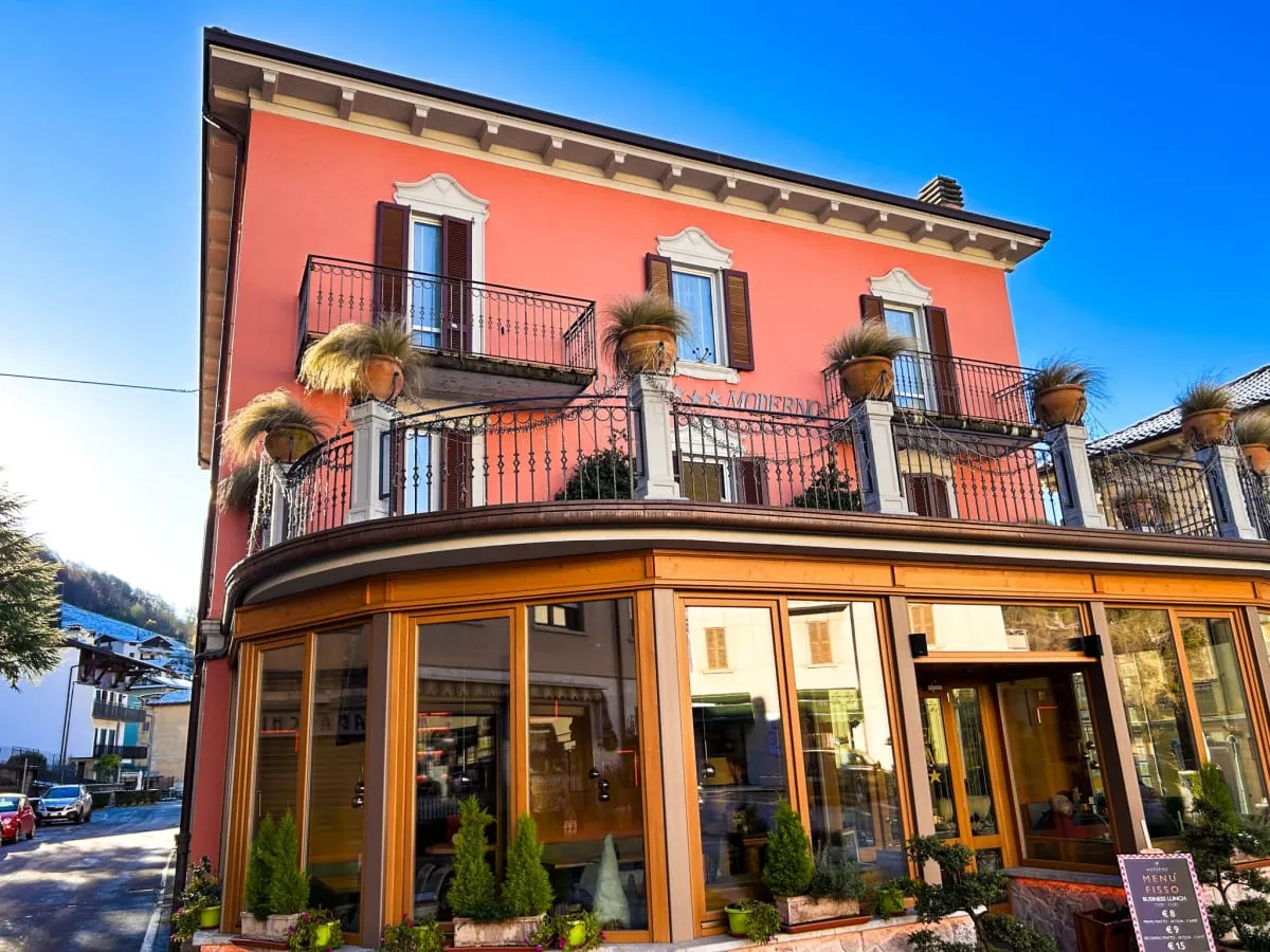 Foto dal sito di Hotel Moderno Restaurant di Cavagna