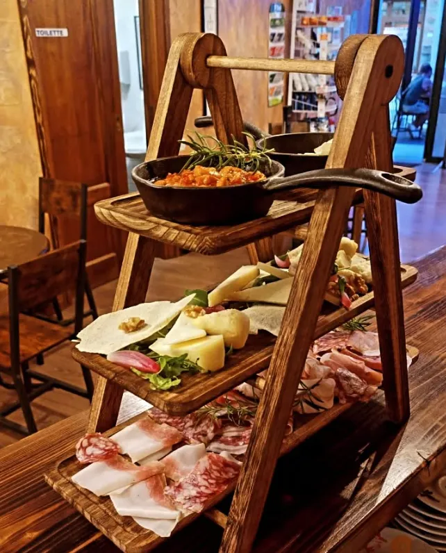 Foto dal sito di Black Moon Bistrot