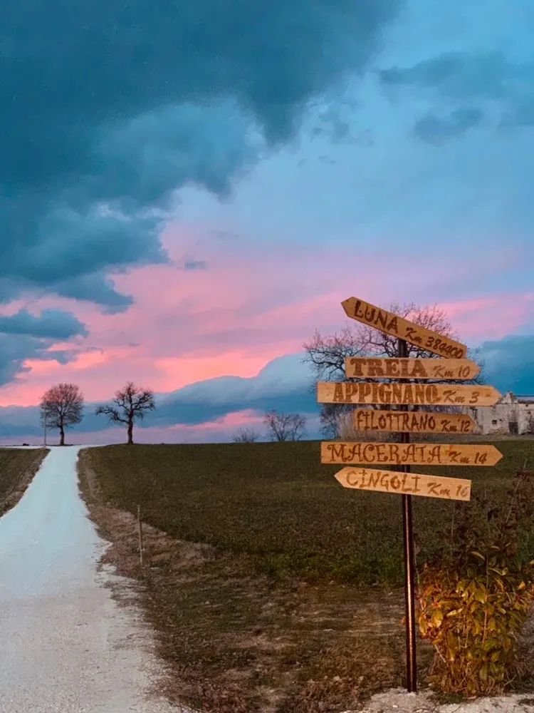 Foto dal sito di AGRITURISMO IL CONFINE - Treia - Marche