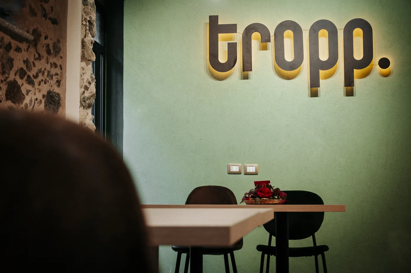 Foto dal sito di Tropp - Pizzeria e Birrificio artigianale (RISERVA TAVOLO ONLINE)